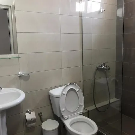 מלון דירות Ruci 4*