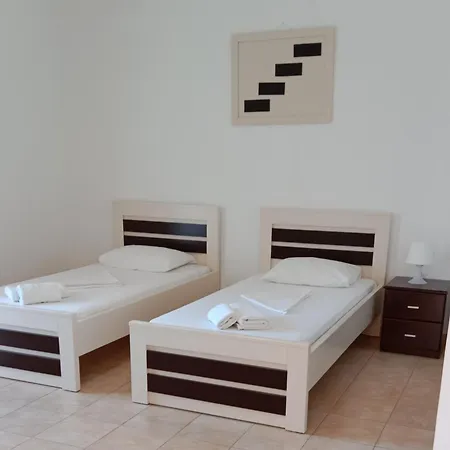 Ruci Hotel apartamentowy 4*